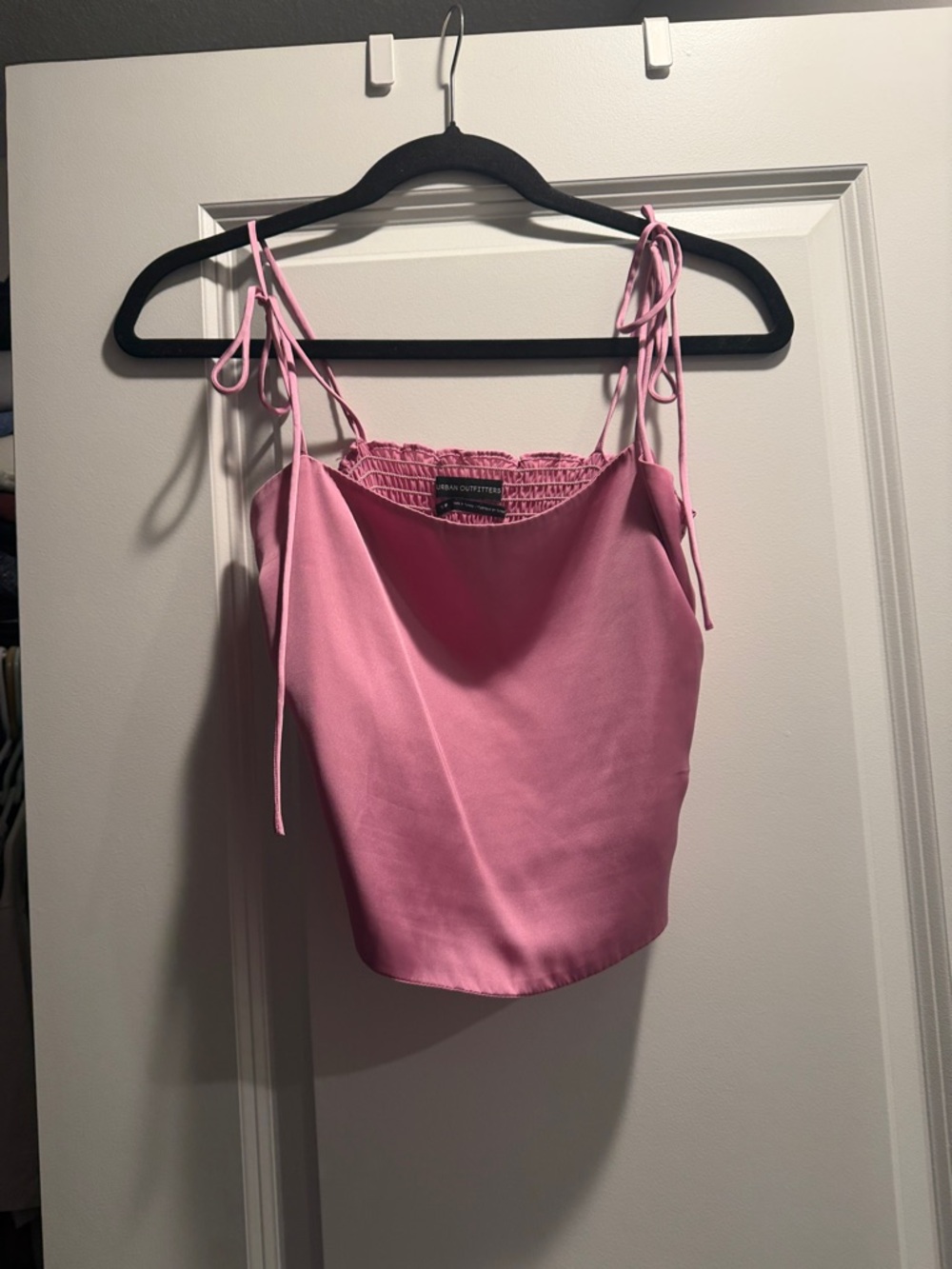 Urban Outfitters Pink Tie-Shoulder Cami Top - Unknown Brand